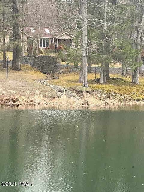 109 Falling Brook Dr, Hawley, PA 18428 - photo 3