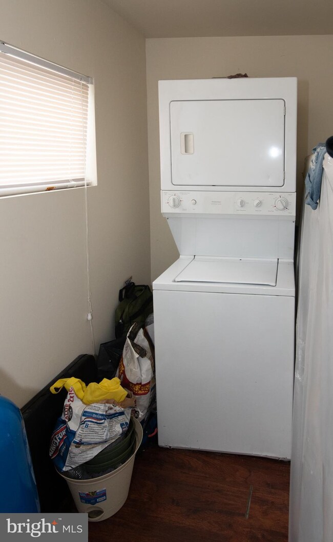 1141 Cleveland St, Baltimore, MD 21230 - photo 2