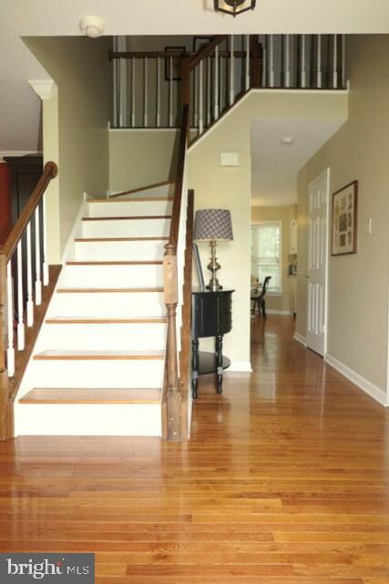 7701 Sandstone Ct, Ellicott City, MD 21043 - photo 4