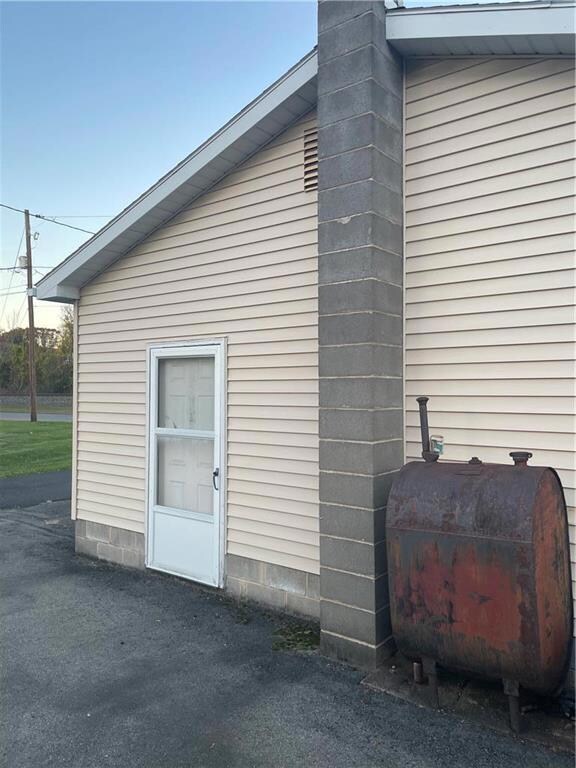 170 N Canal St, Walnutport, PA 18088 - photo 7