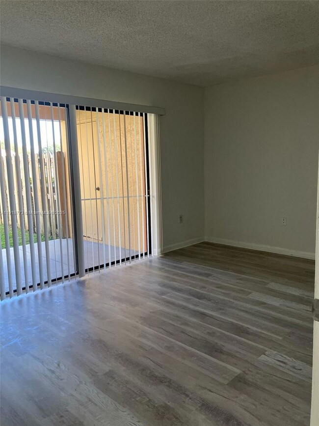 5200 NW 31st Ave unit 40, Fort Lauderdale, FL 33309 - photo 7