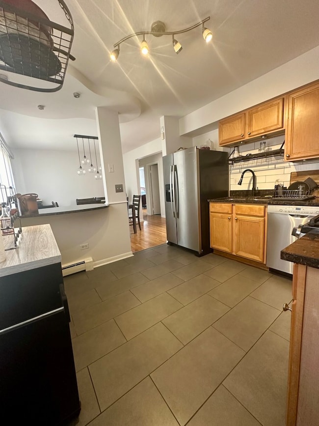 1727 W Touhy Ave unit 5, Chicago, IL 60626 - photo 7