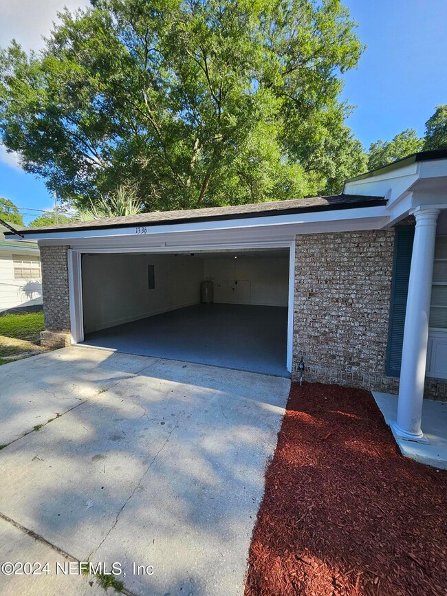 1336 Clements Rd, Jacksonville, FL 32211 - photo 5