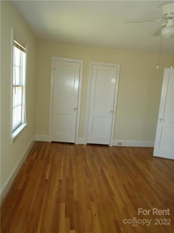 421 N Center St, Statesville, NC 28677 - photo 5