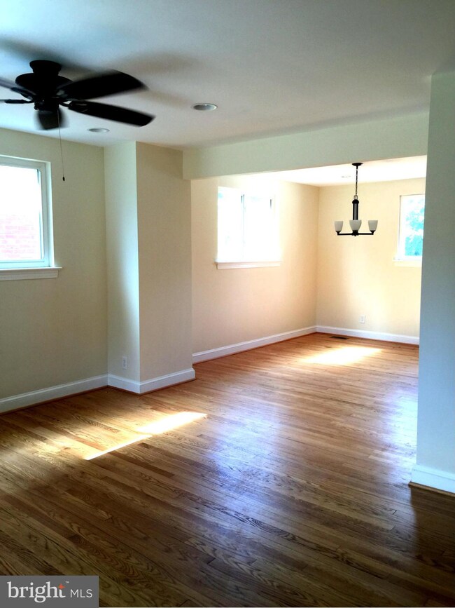 5320 Ames St NE, Washington, DC 20019 - photo 6