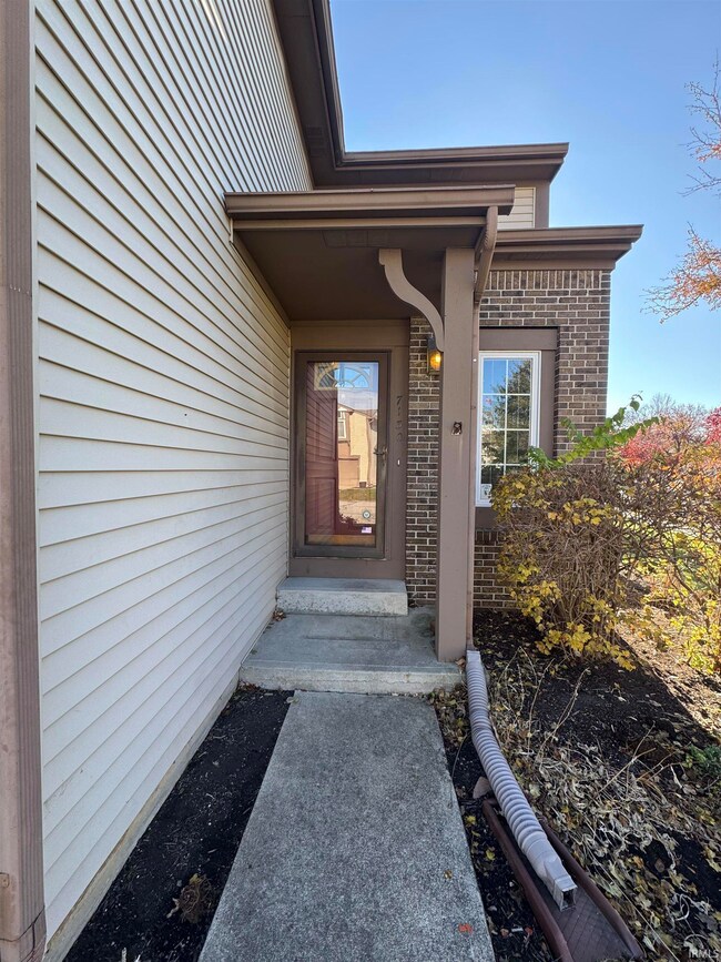 7130 Thamesford Dr, Fort Wayne, IN 46835 - photo 5