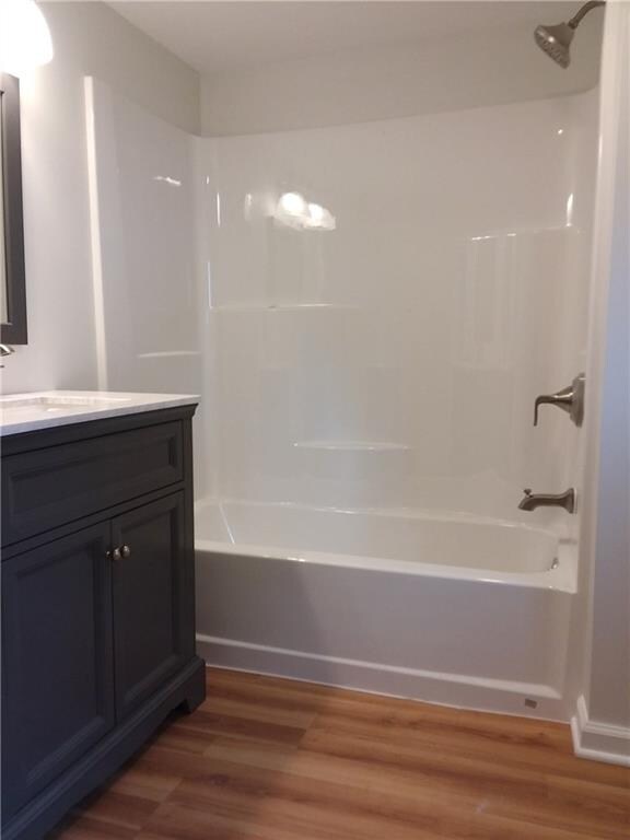 TOTALLY REMODELED BATHROOM W/NEW FIXTURES.