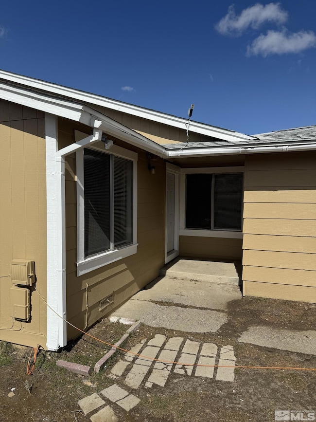 6760 Honeysuckle Ct, Reno, NV 89506 - photo 5