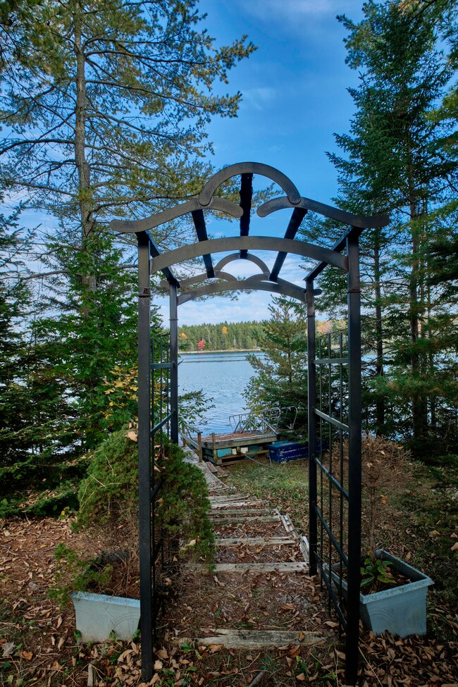 10- 576 Pleasant Point Road - Cushing-52