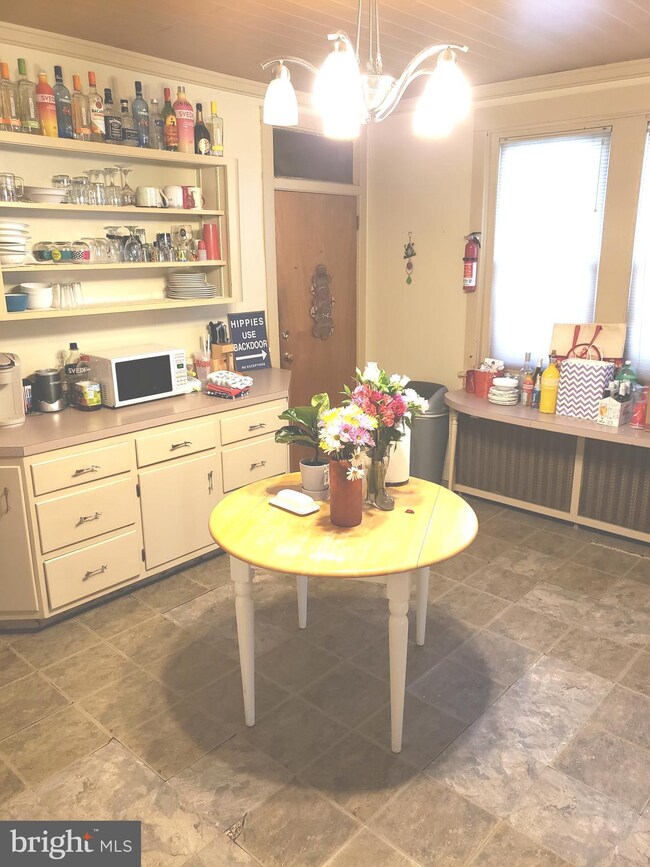 1326 N 14th St, Reading, PA 19604 - photo 6