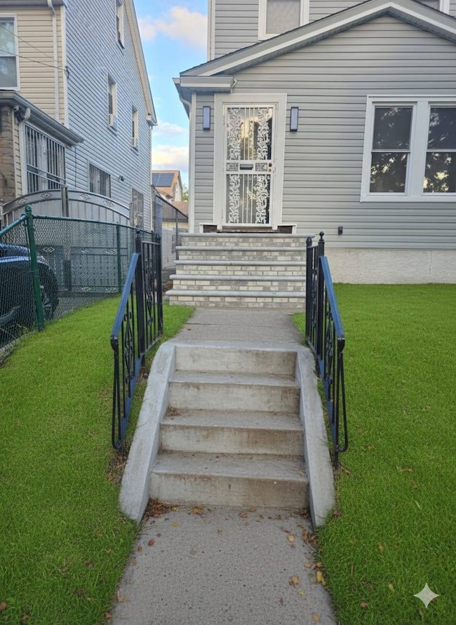 10035 204th St, Hollis, NY 11423 - photo 2