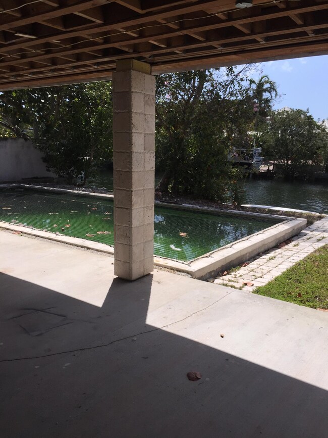 3714 Flagler Ave 05