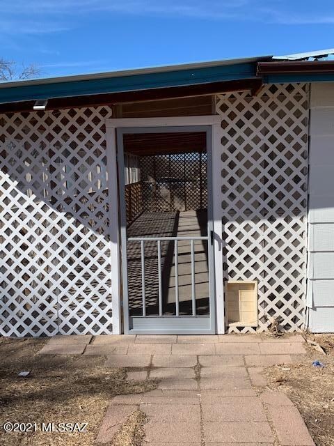 Screened in porch entrance.