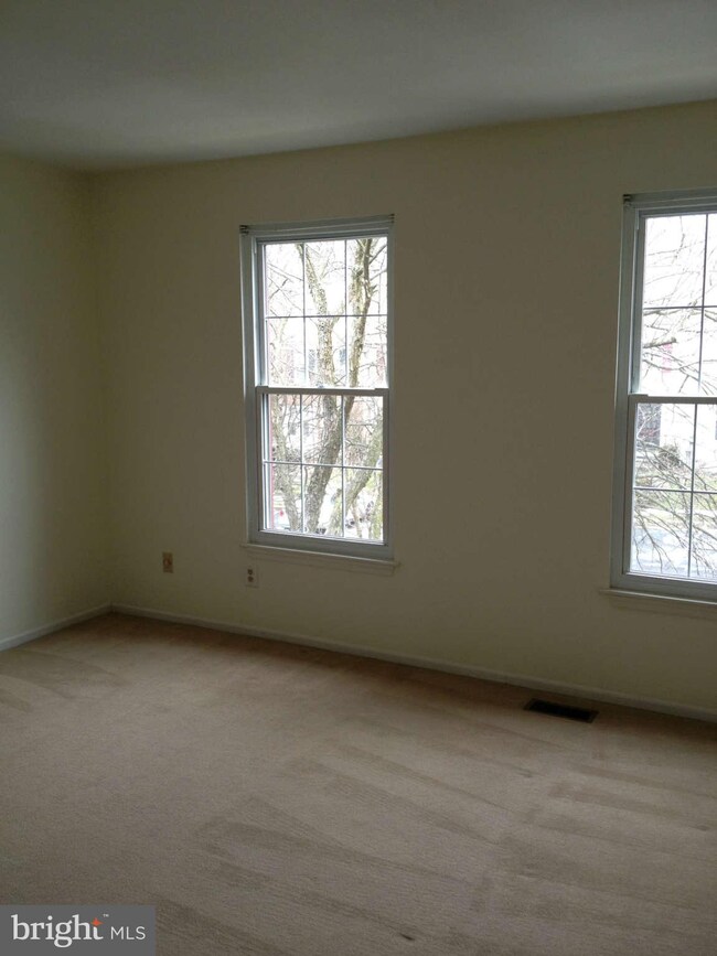 6510 Ducketts Ln, Elkridge, MD 21075 - photo 2