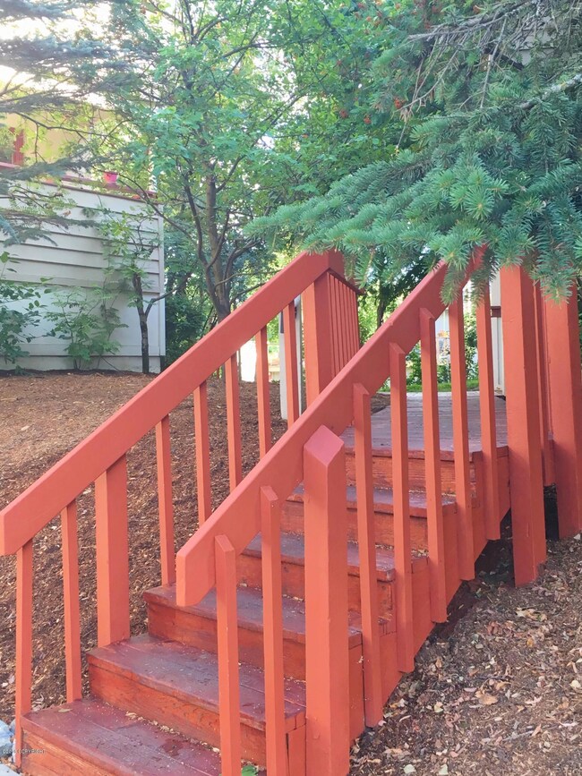 Wooded Boardwalk to front entry