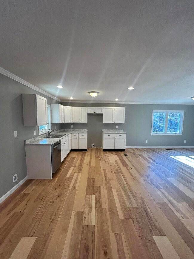 1068 Cordell Ave, Lafayette, GA 30728 - photo 4