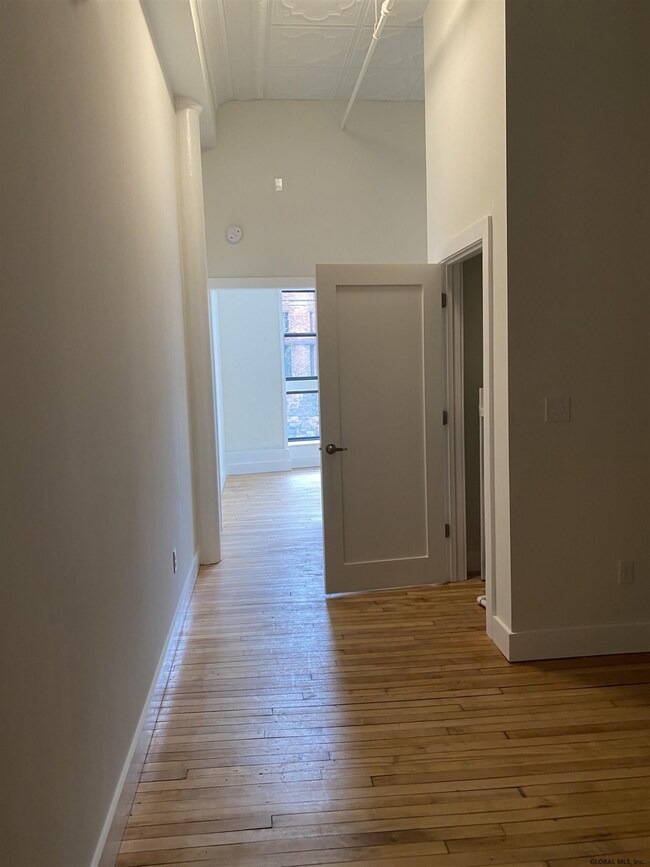 4 Central Ave unit 209, Albany, NY 12210 - photo 5