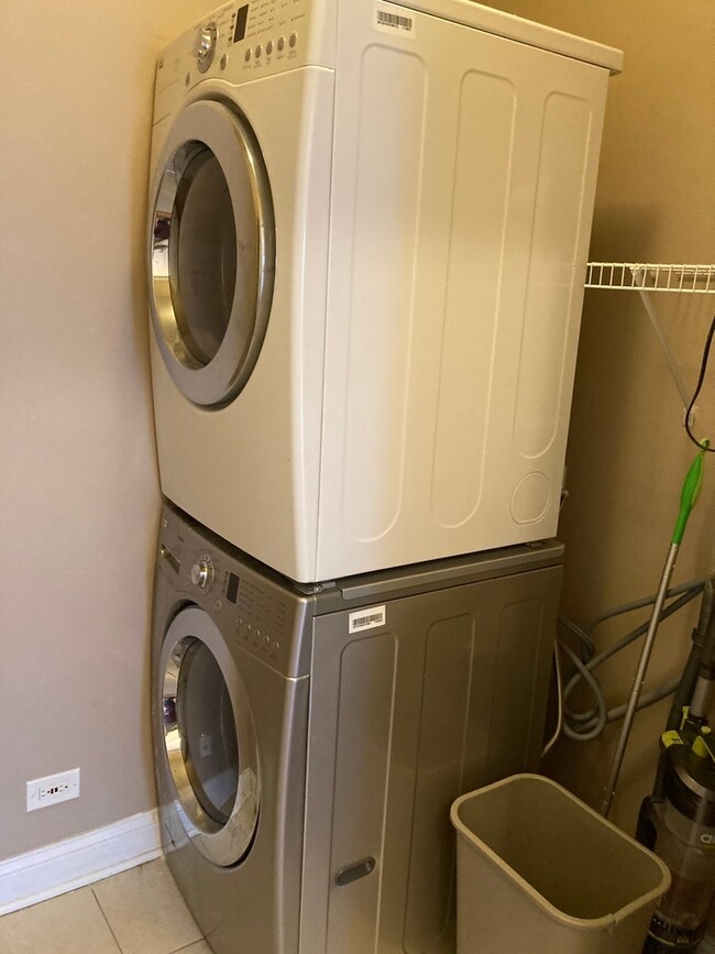 176 Mayo Ct, Elmhurst, IL 60126 - photo 6