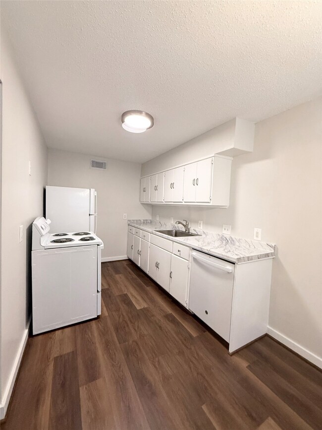 5415 Scott St unit 55, Houston, TX 77021 - photo 5