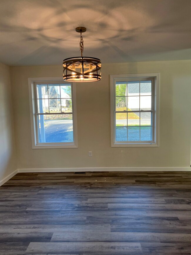 47 Ida Cir unit 310-8, Rochester, NH 03868 - photo 5