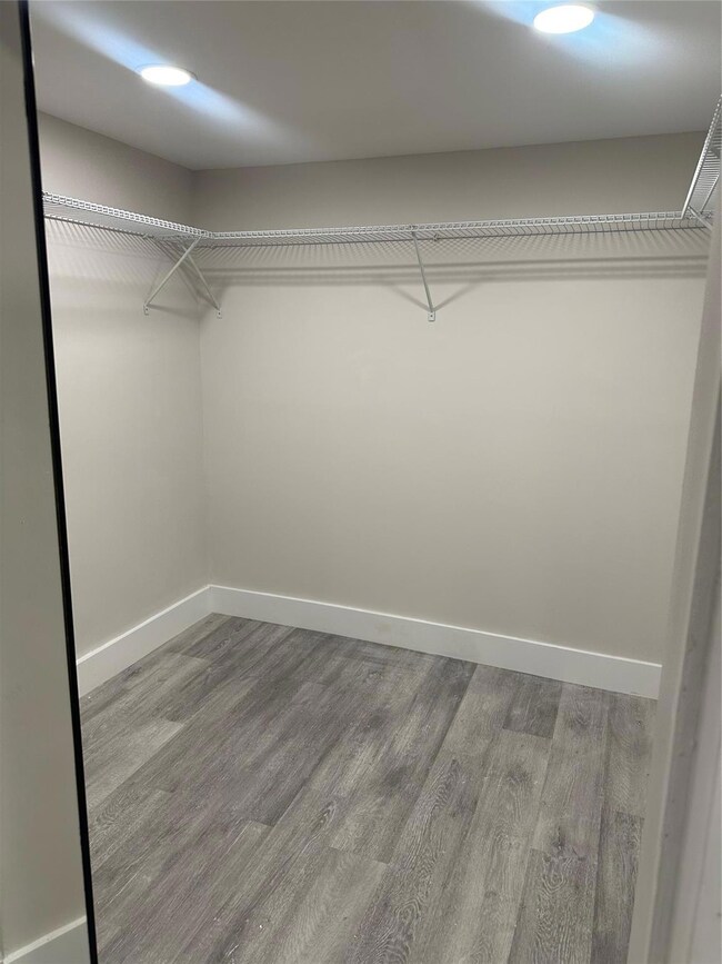 unlisted-address, Fort Lauderdale, FL 33315 - photo 5