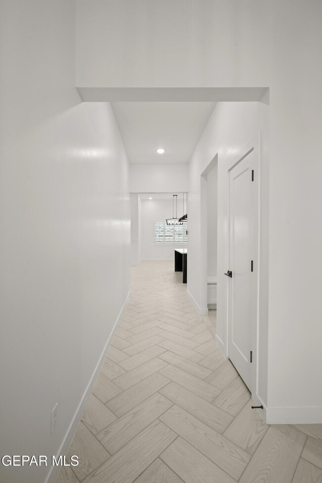 920 larkhall-7
