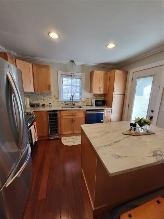 27 Frederick St, Warwick, RI 02888 - photo 5