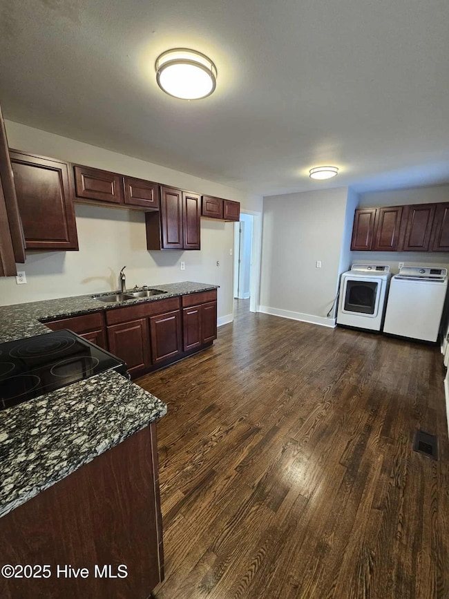 706 Doris Ave, Jacksonville, NC 28540 - photo 3