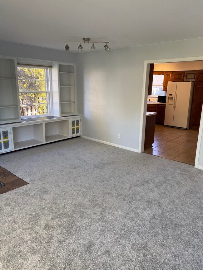 409 S Naperville Rd, Wheaton, IL 60187 - photo 2