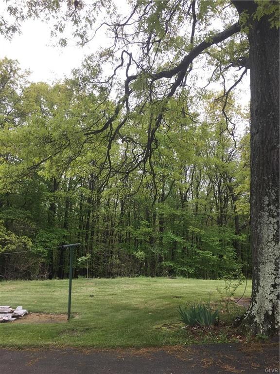 1080 Constitution Ave, Pen Argyl, PA 18072 - photo 4