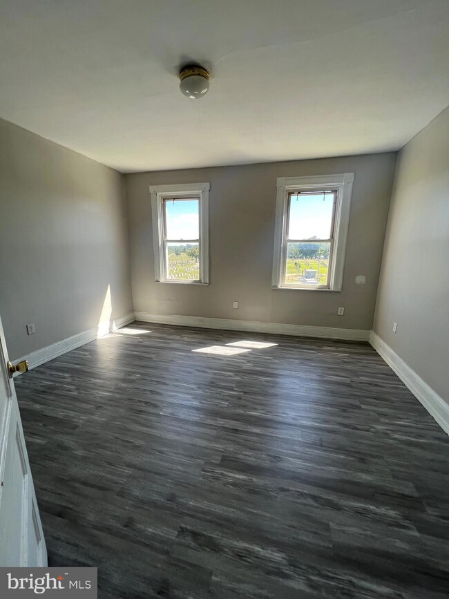 3004 Edmondson Ave unit 3, Baltimore, MD 21223 - photo 2