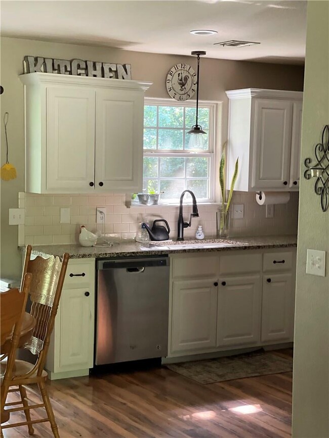 34 Hartlepool Dr, Bella Vista, AR 72715 - photo 4