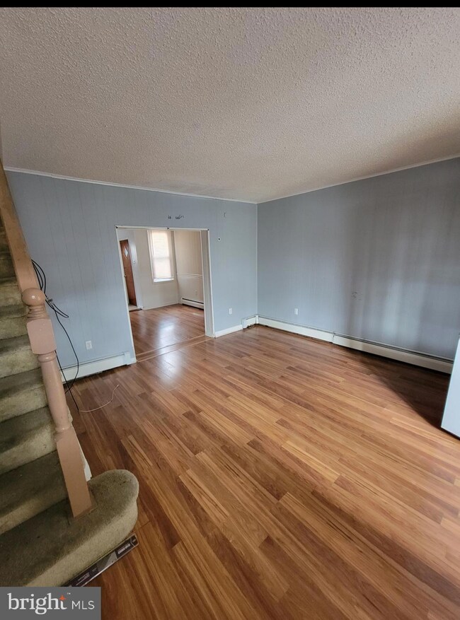 321 Greenway Ave, Darby, PA 19023 - photo 5