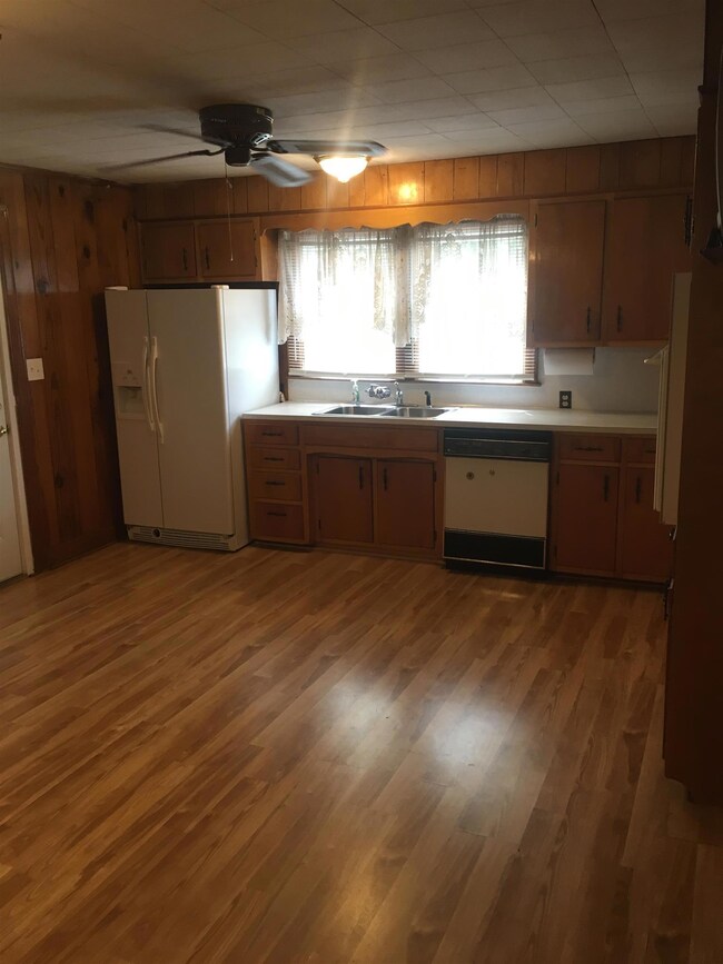 704 Eastland Ln, Lebanon, TN 37090 - photo 6