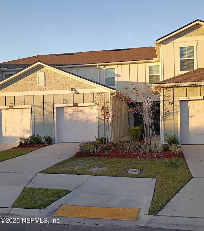 8995 Gifford Dr, Jacksonville, FL 32220 - photo 2