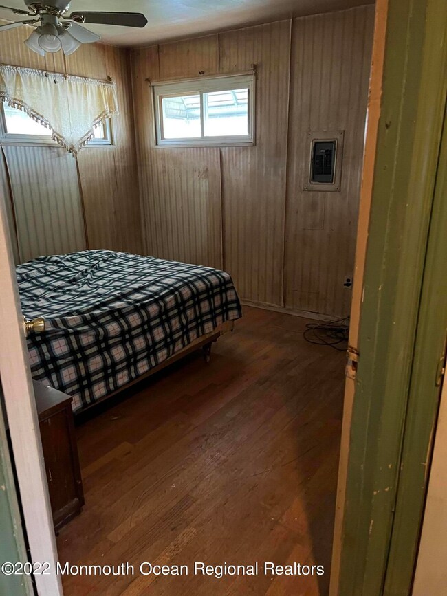 1 of 2 bedrooms