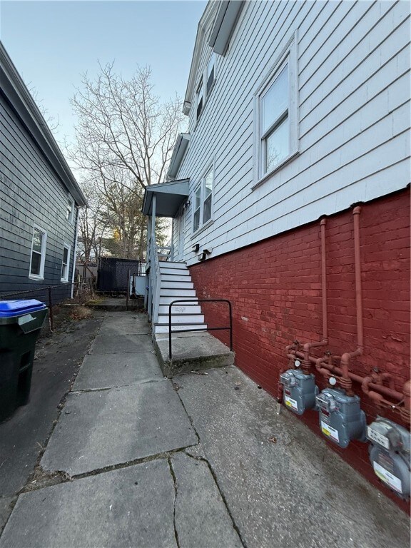800 Douglas Ave unit 3, Providence, RI 02908 - photo 3