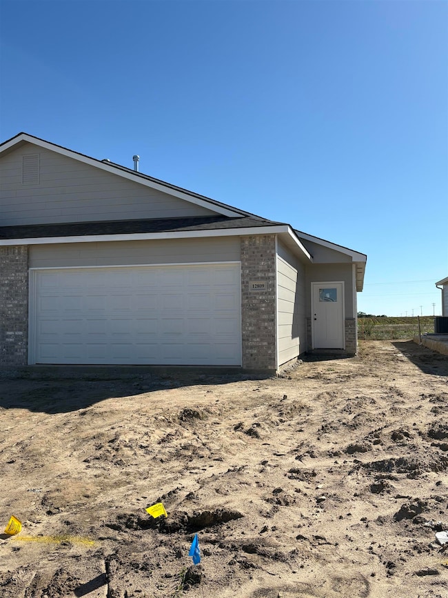 12809 E Blake St, Wichita, KS 67207 - photo 2