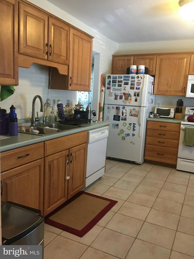 310 Charred Oak Ct, Annapolis, MD 21409 - photo 2