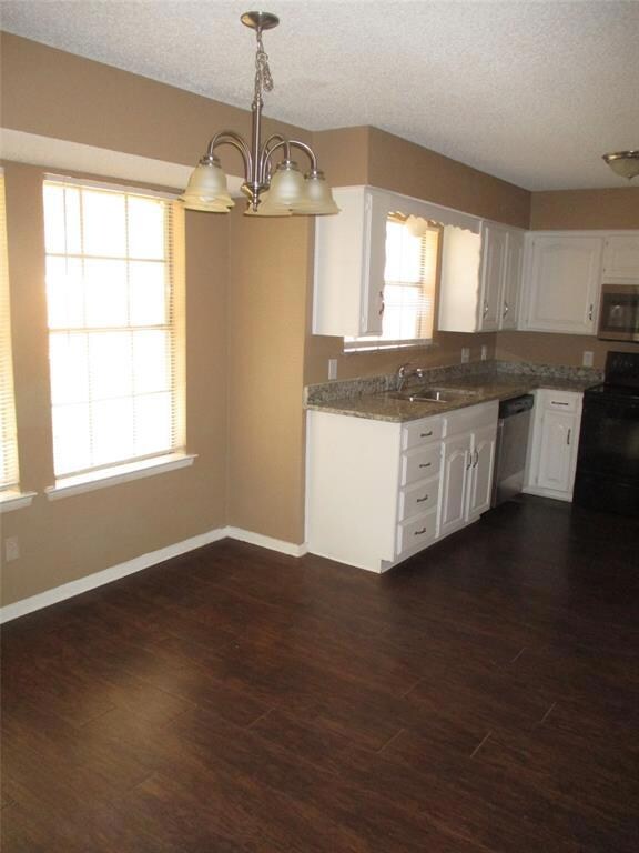 705 Regency Dr, Hurst, TX 76054 - photo 6