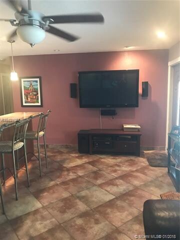 Family room shared with kitchen