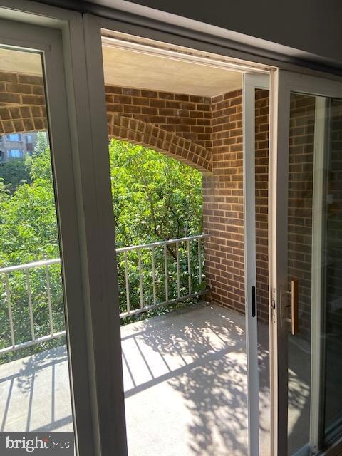 406 Girard St unit 203, Gaithersburg, MD 20877 - photo 2