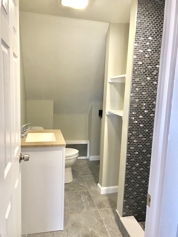 9 Laurel St unit 3, Lynn, MA 01905 - photo 7