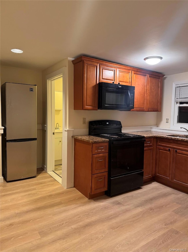 62 Warwick Rd unit Lower, Island Park, NY 11558 - photo 2