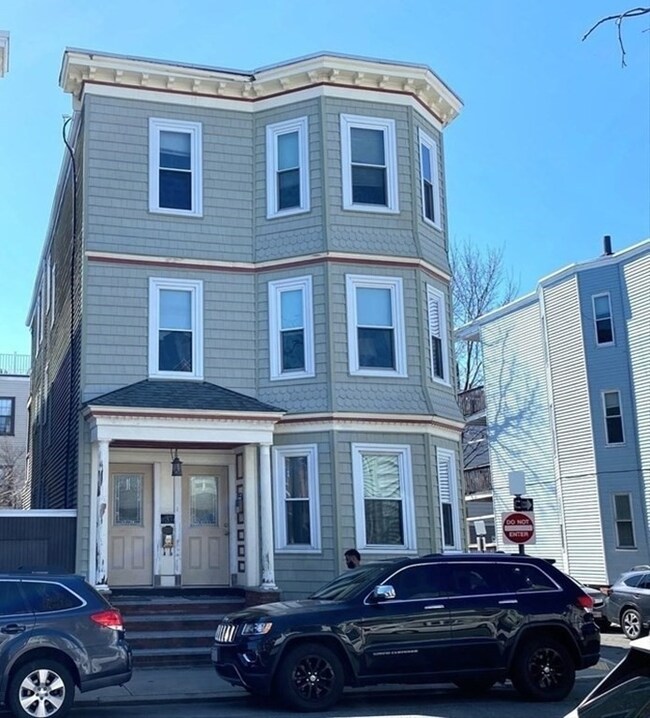 633 E 8th St unit 1, Boston, MA 02127 - photo 2