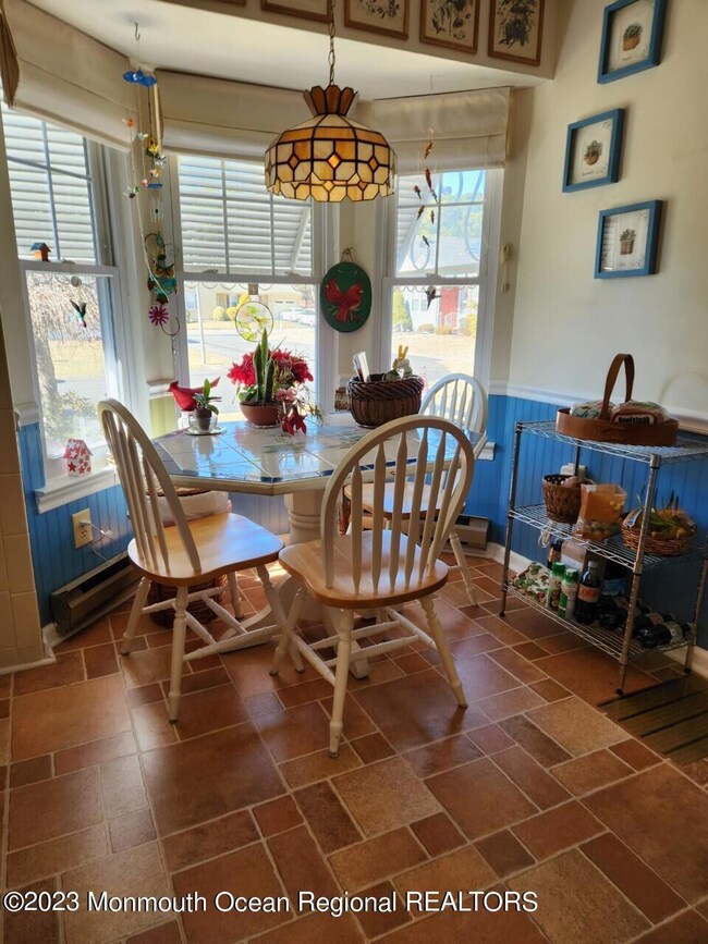 15C Ardsley - Kitchen breakfast nook