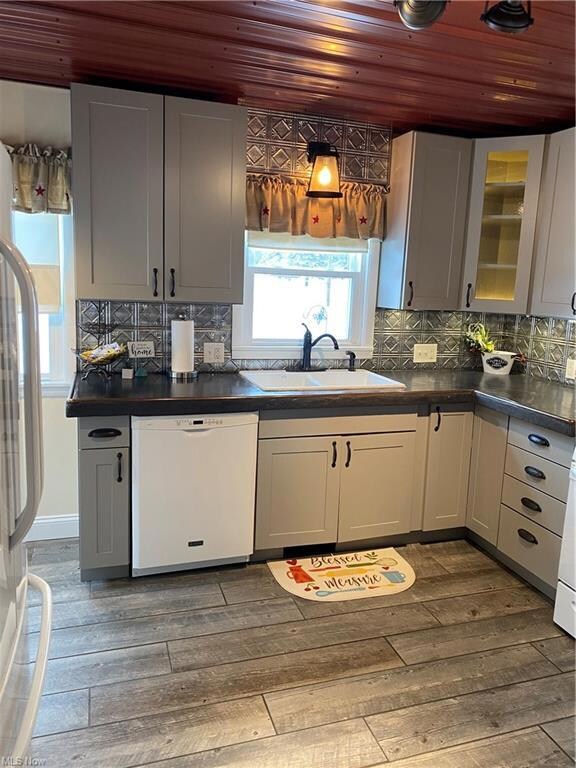 Total kitchen remodel in 2015. 13 x 12.  Stove, Fr