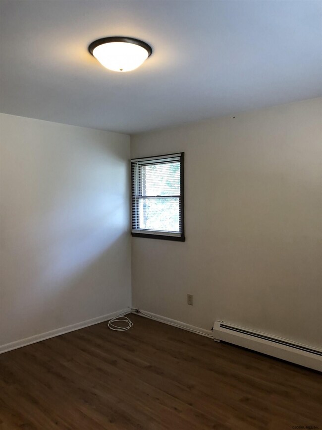 12 Seaman Ave, Castleton-On-hudson, NY 12033 - photo 7