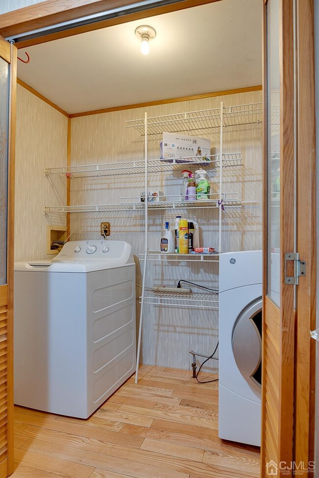 702 King George Rd, Fords, NJ 08863 - photo 7