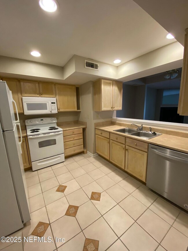 4129 Quiet Creek Loop, Middleburg, FL 32068 - photo 5